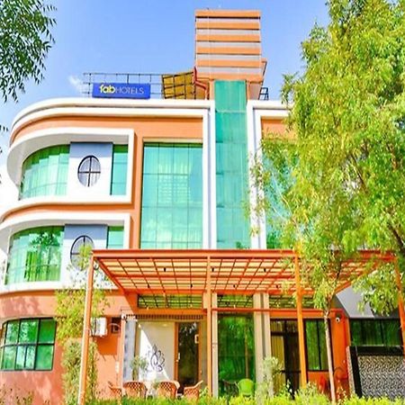 Fabhotel Siddharth Corporate - Vavol, Gandhinagar Extérieur photo