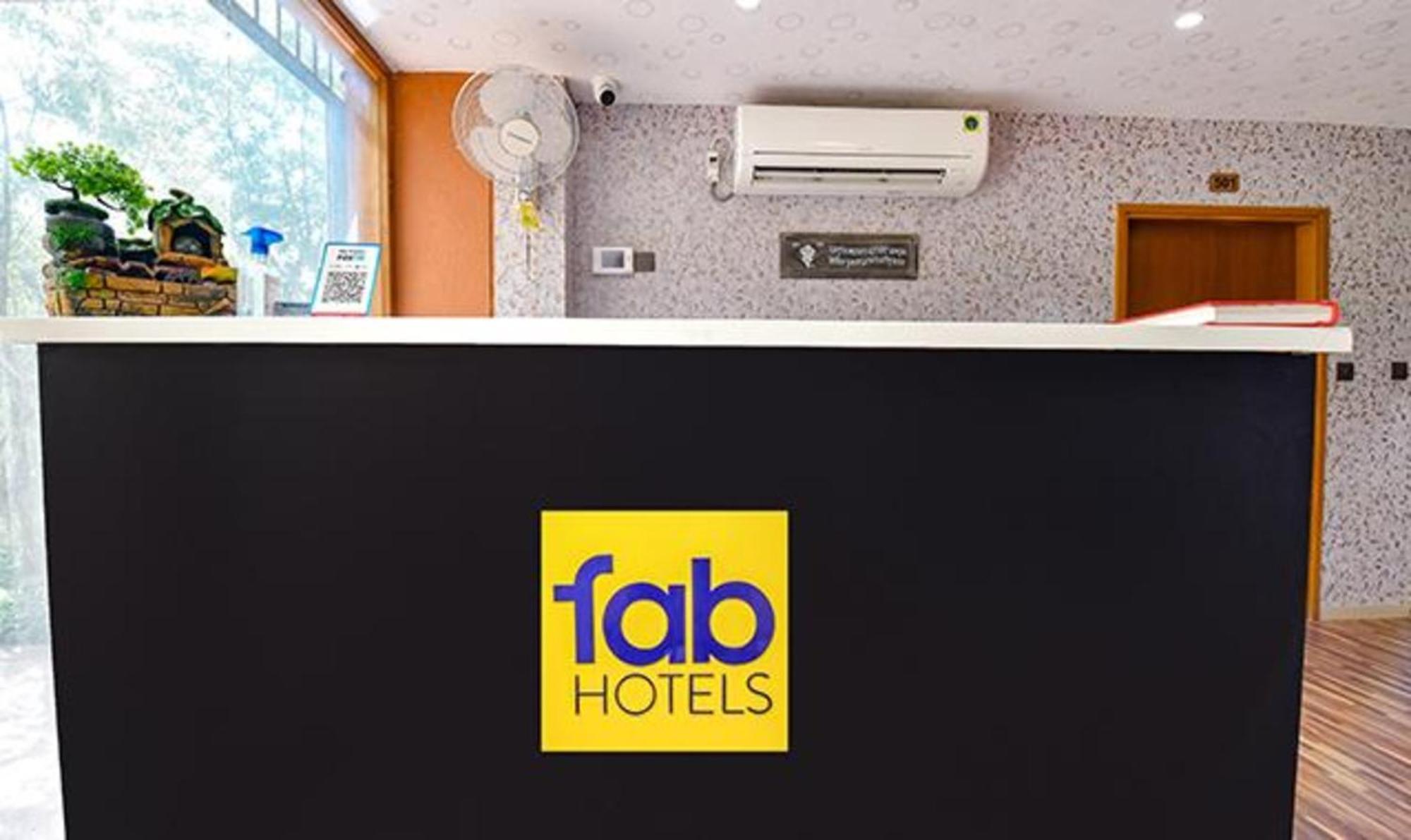 Fabhotel Siddharth Corporate - Vavol, Gandhinagar Extérieur photo
