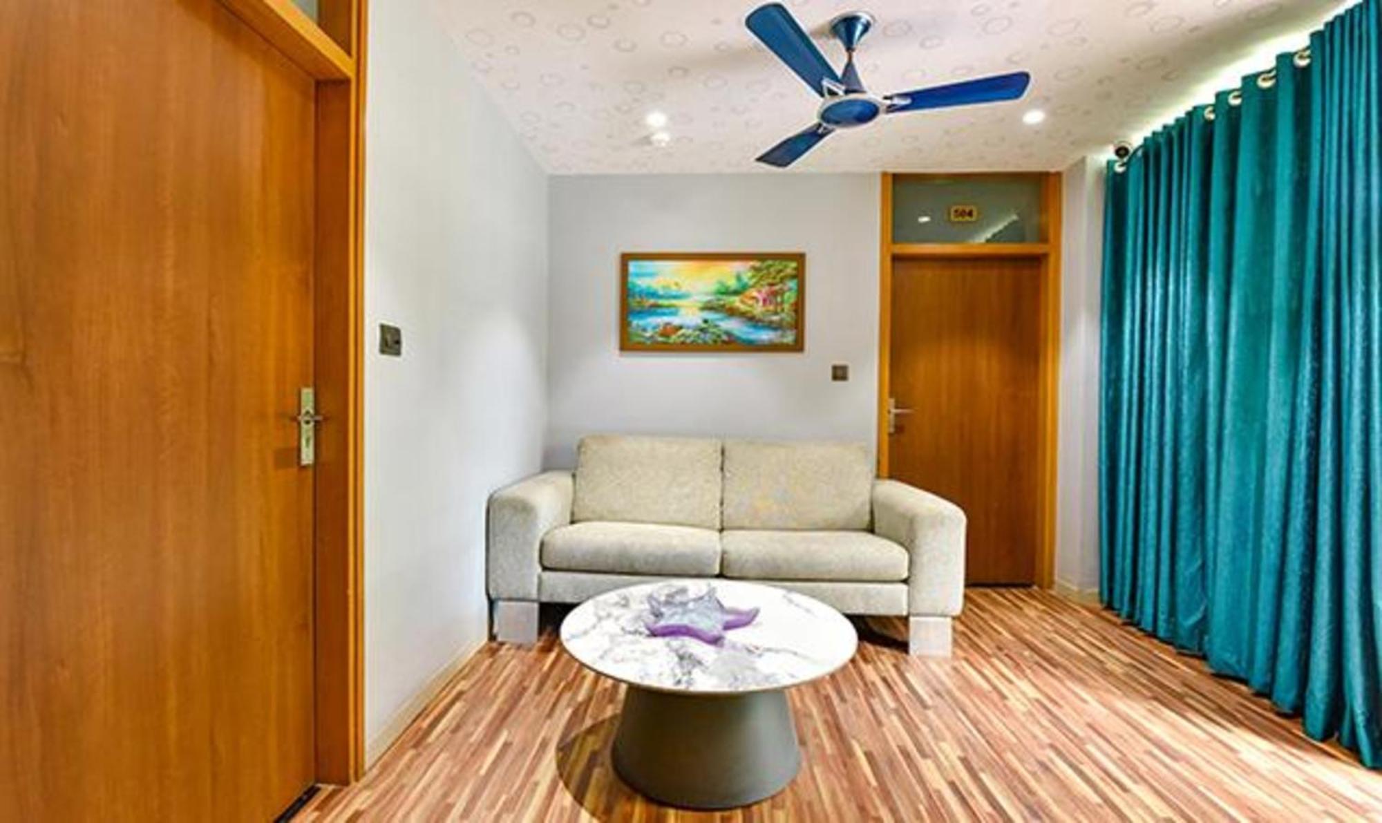 Fabhotel Siddharth Corporate - Vavol, Gandhinagar Extérieur photo