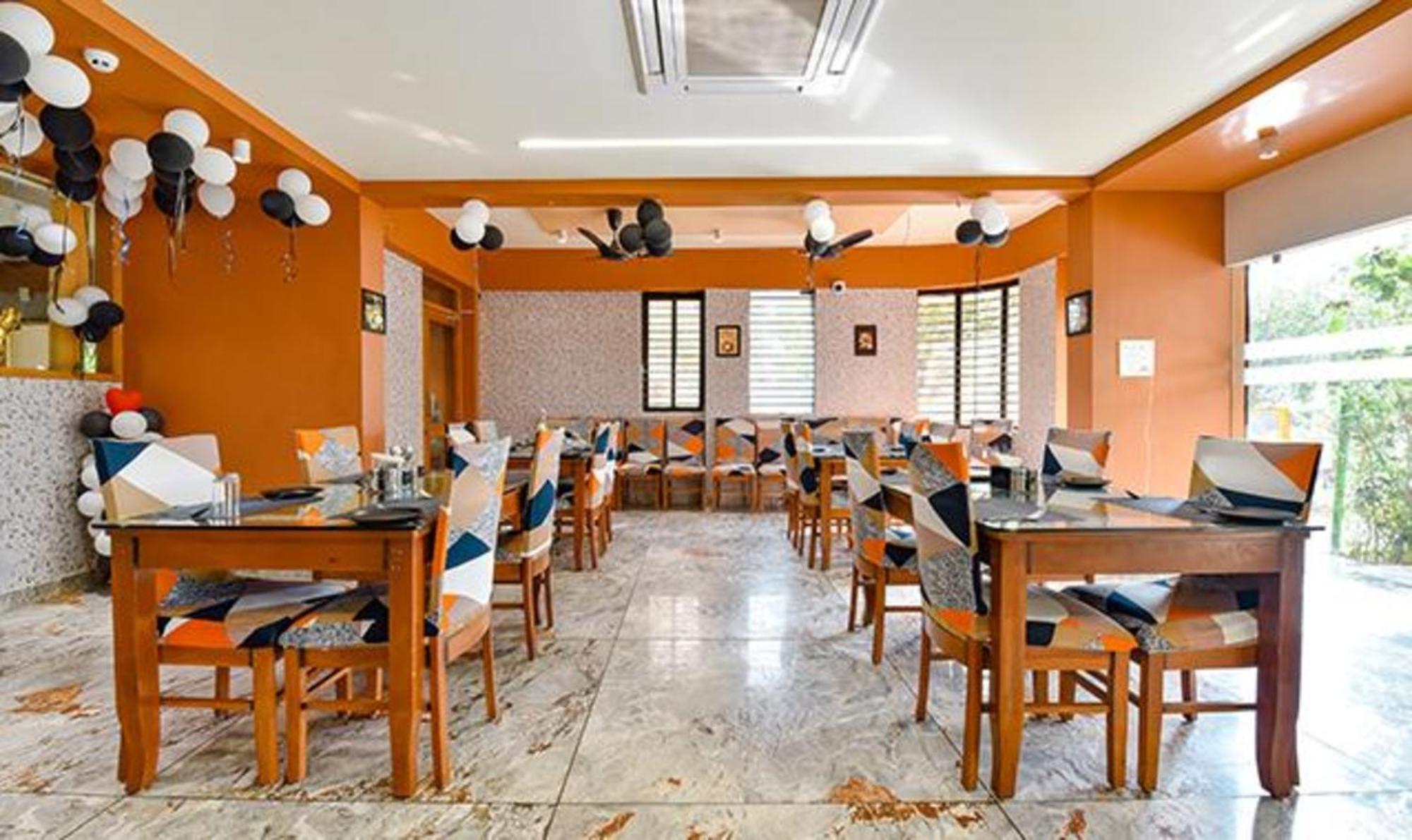Fabhotel Siddharth Corporate - Vavol, Gandhinagar Extérieur photo